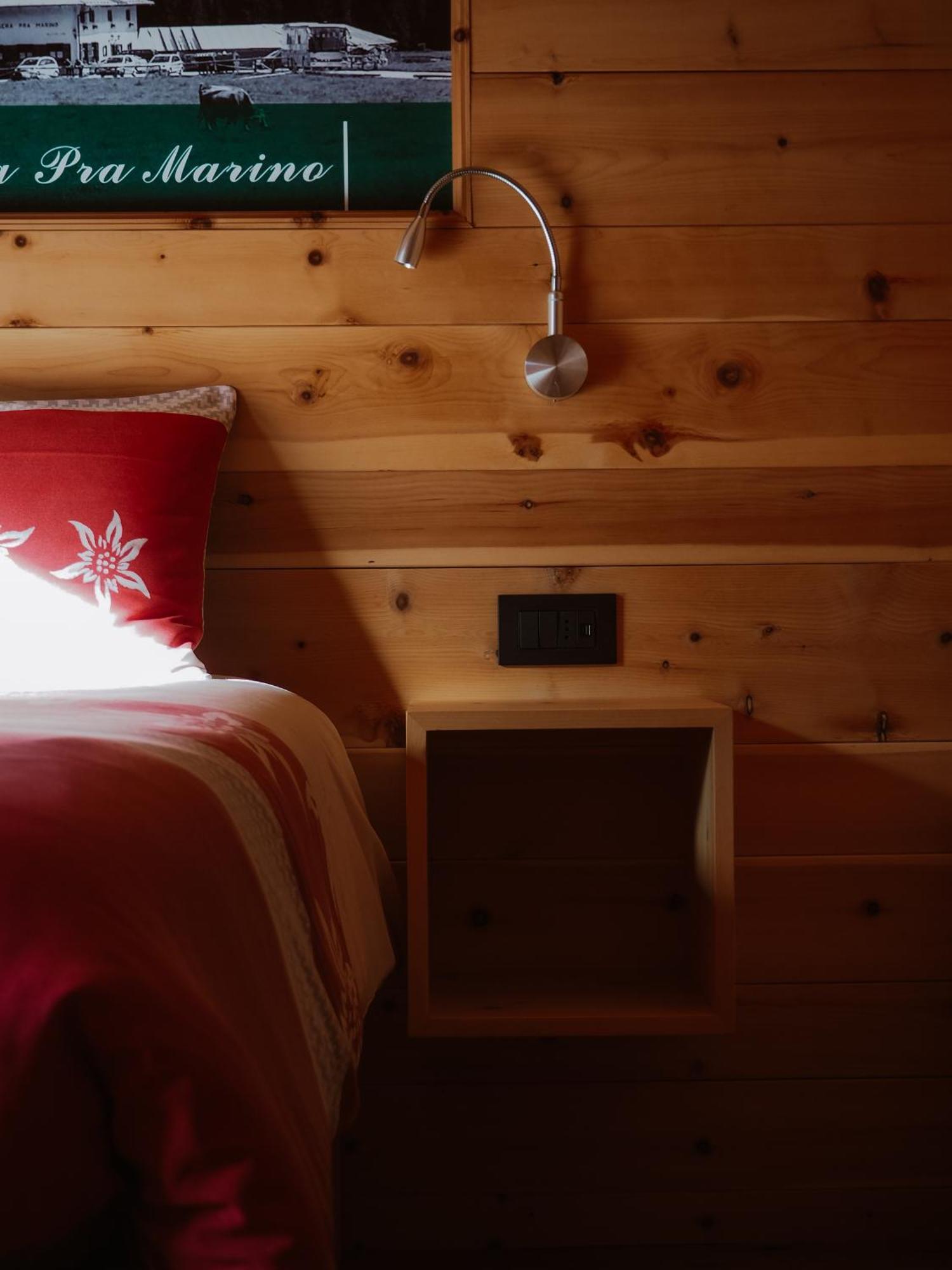 Locanda La Baita Santo Stefano Di Cadore Luaran gambar
